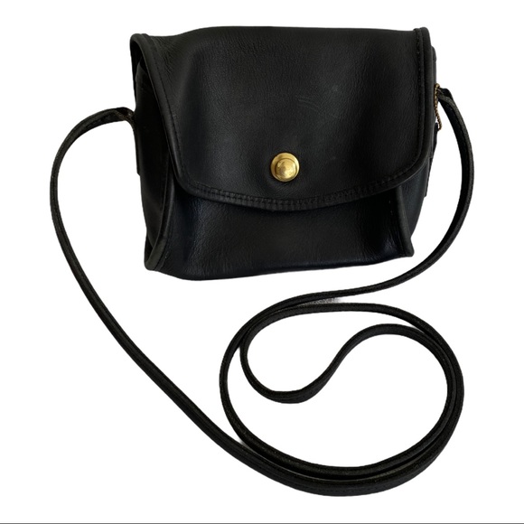 Coach Handbags - Vintage COACH | CHRYSTIE Bag